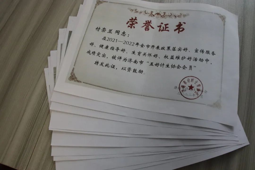 包装盒印刷机多少钱一台_印刷机印钱视频_印钱机器多少钱一台
